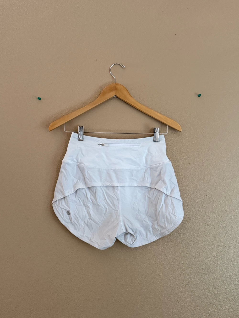 Lululemon High Rise Speed Up Shorts 3.5"